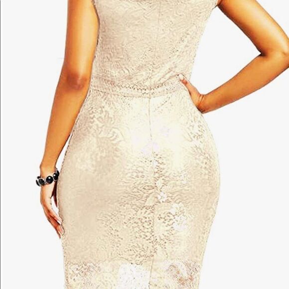 Allandwell Design Women's Size Large Elegant Floral Lace Bodycon Cocktail Dress - Picture 2 of 10